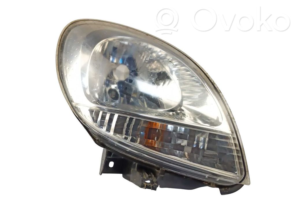 Nissan Kubistar Phare frontale 