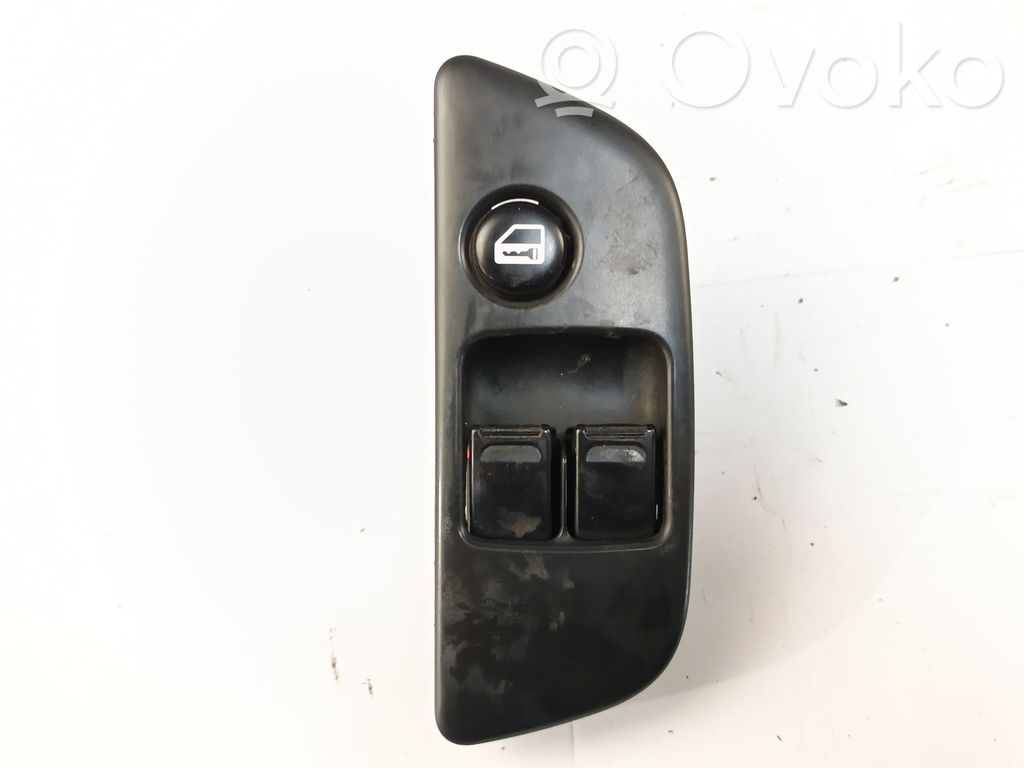 Suzuki Ignis Electric window control switch 