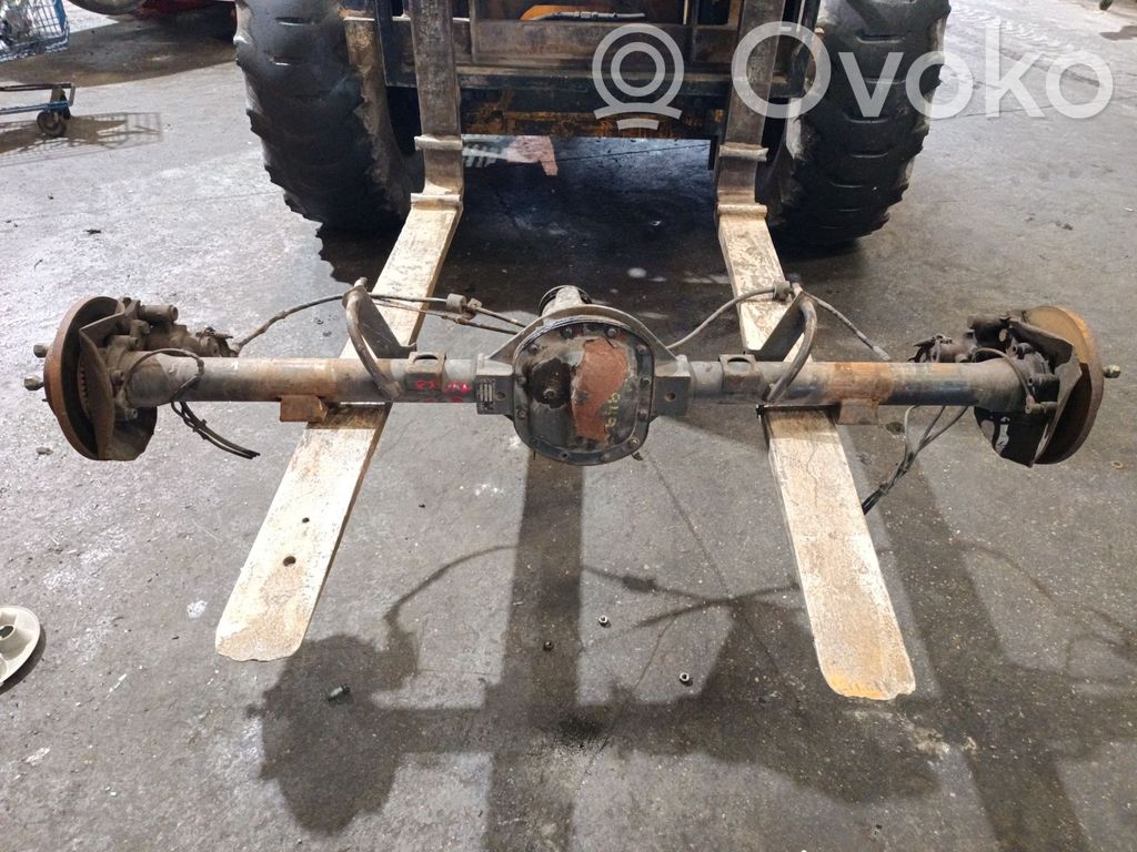 Iveco Daily 4th gen Eje trasero con reductor 