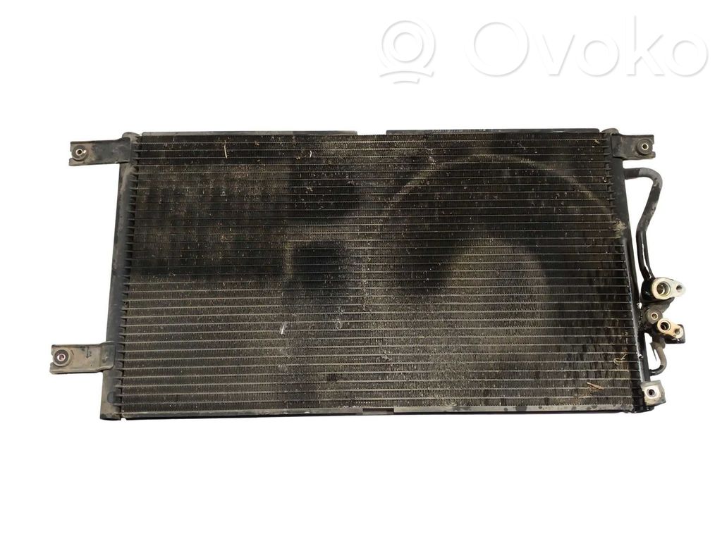 Mitsubishi Montero Radiateur condenseur de climatisation