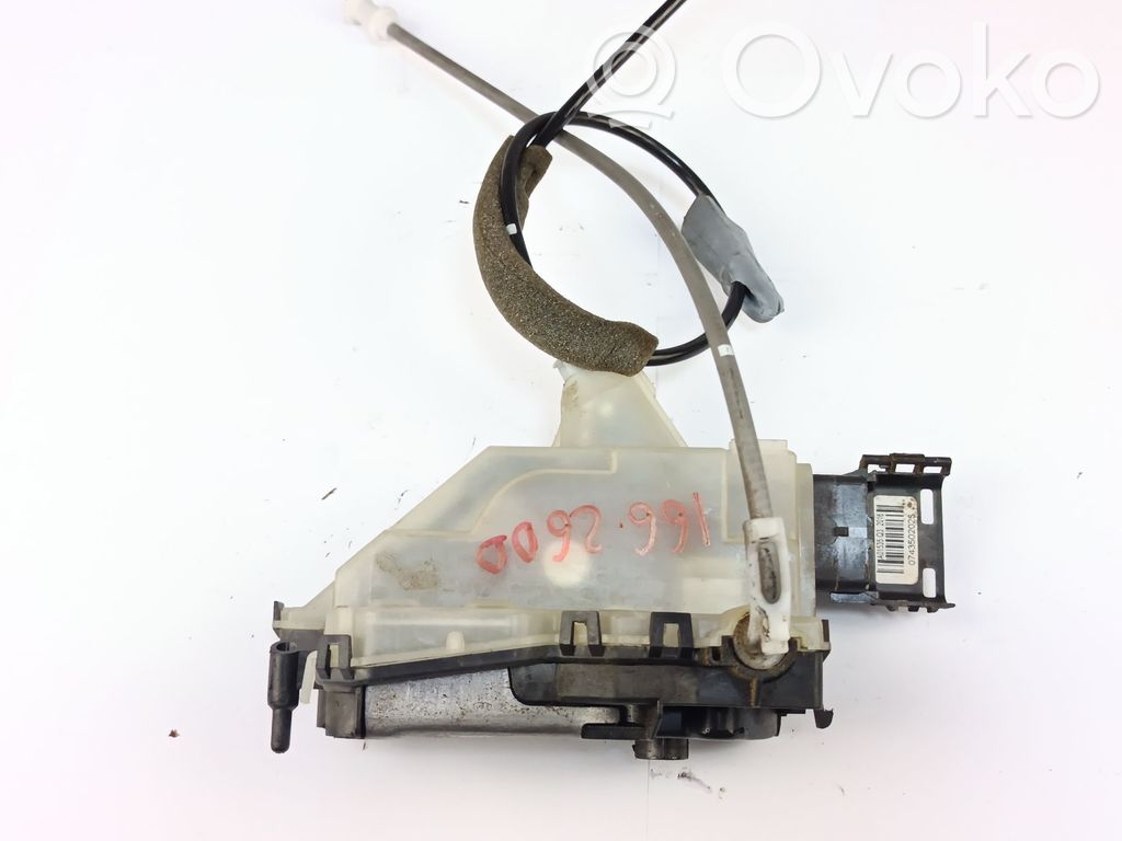 Front door lock   767857