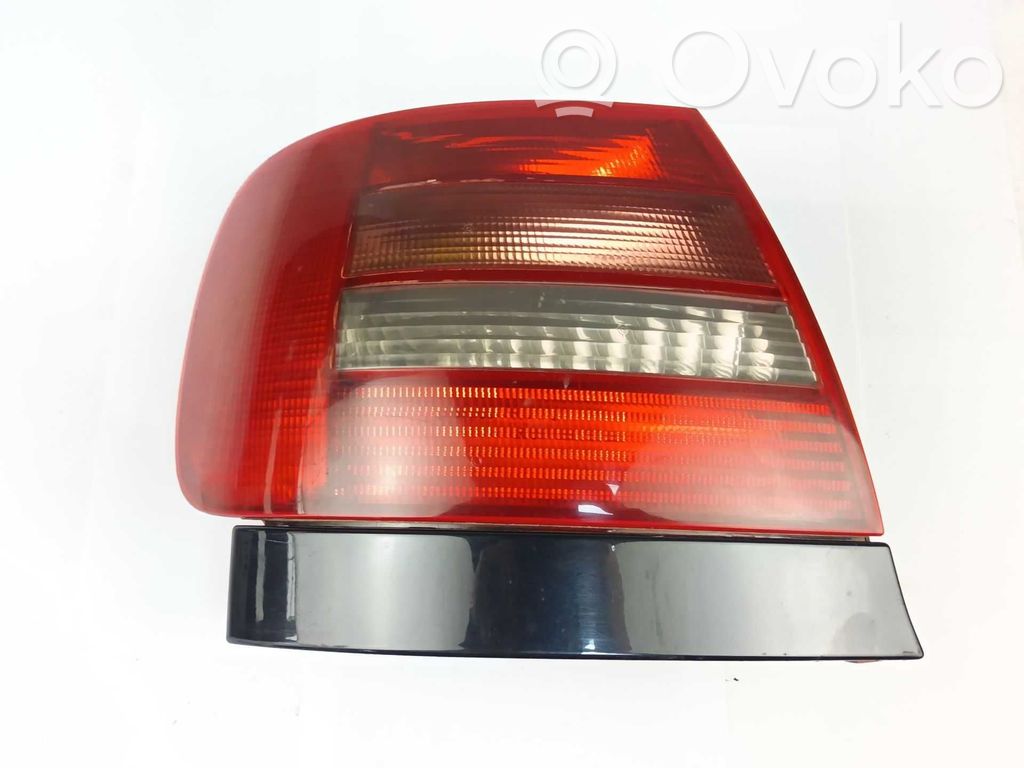 Audi A4 S4 B5 8D Luz trasera/de freno 