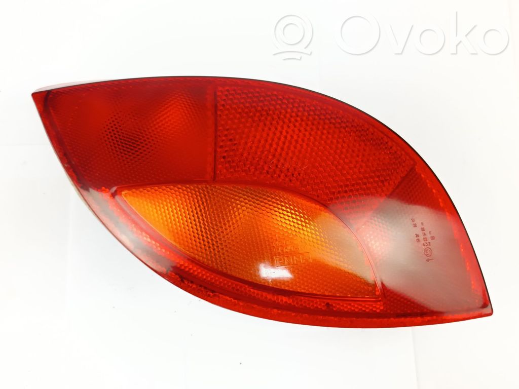 Ford Ka Aizmugurējais lukturis virsbūvē 