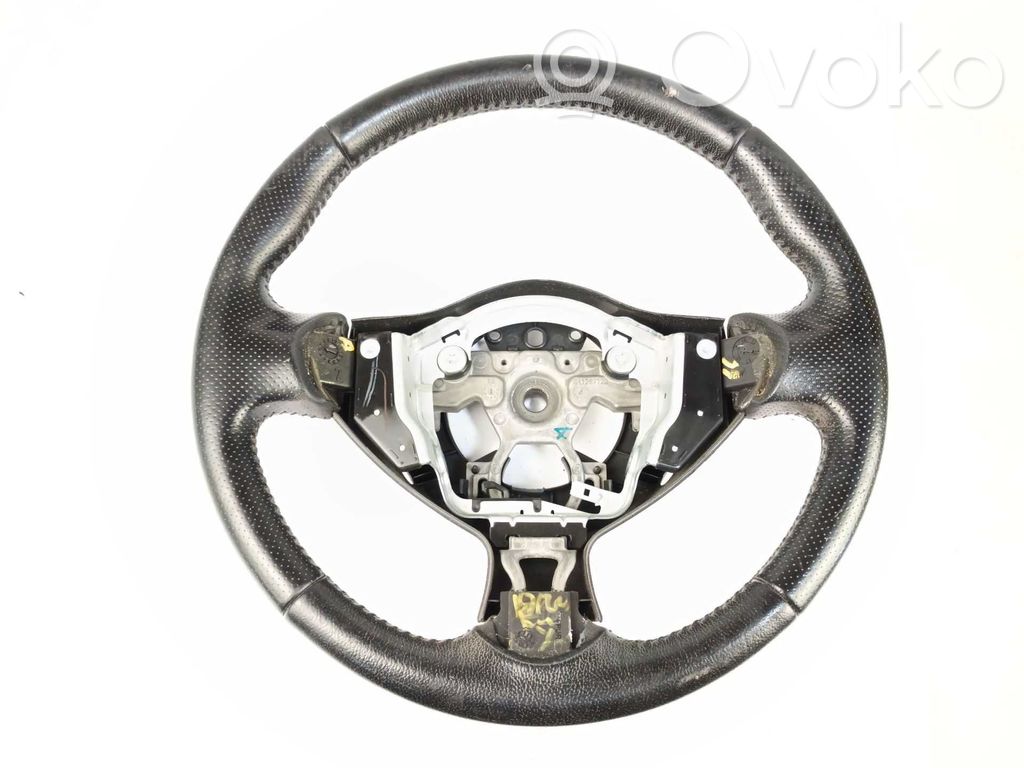 Nissan Juke I F15 Volante 