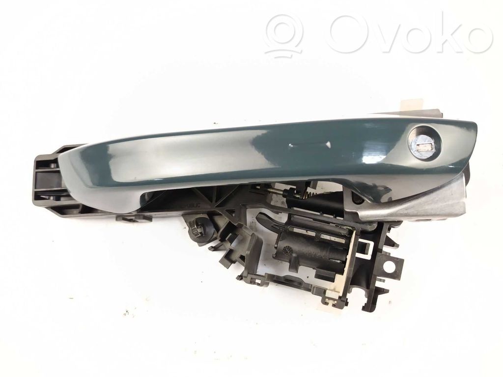 Manecilla externa puerta delantera   5FB837811D