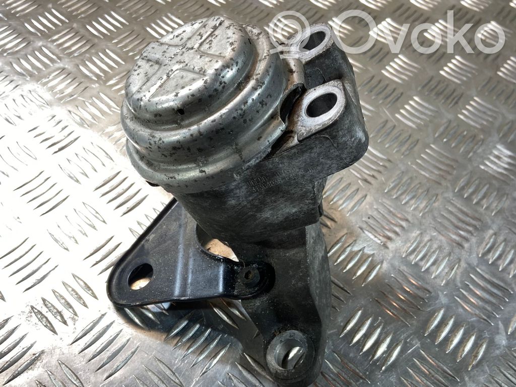 Engine mount bracket   31304038,31304038,31304038