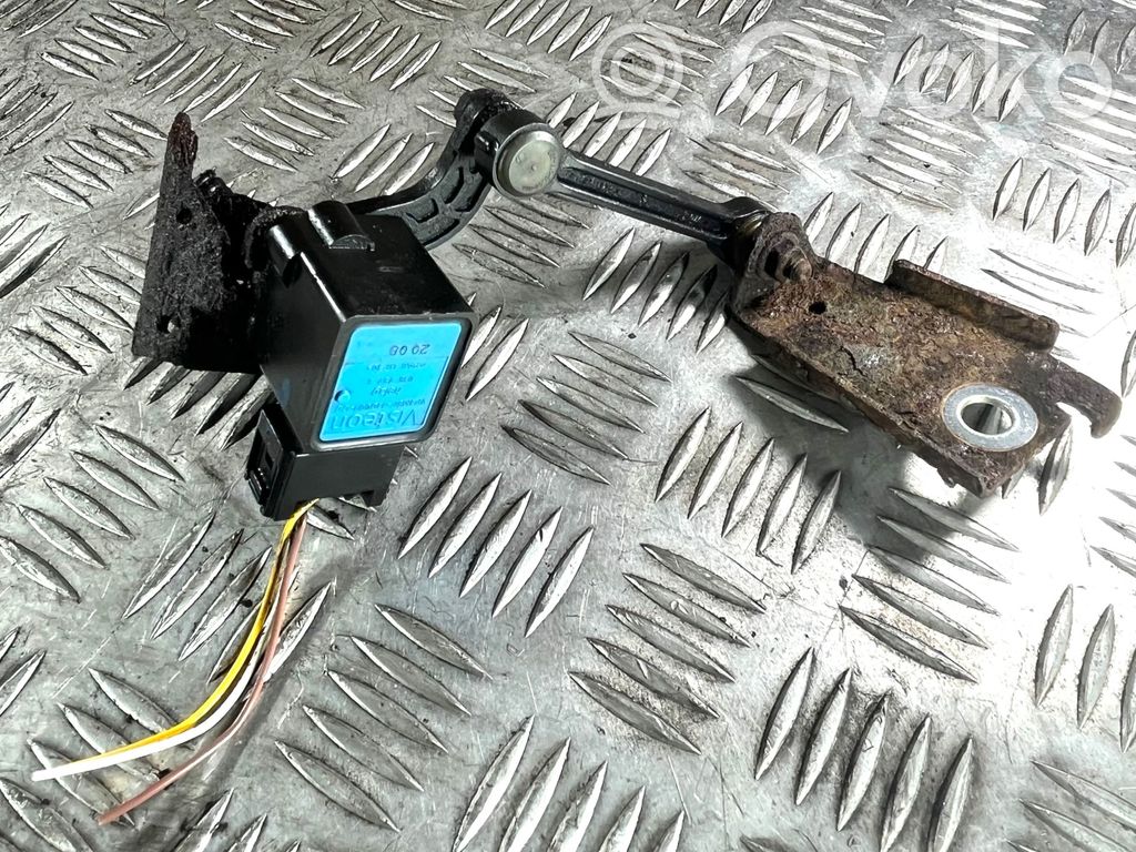 Volvo C30 Rear air suspension level height sensor 