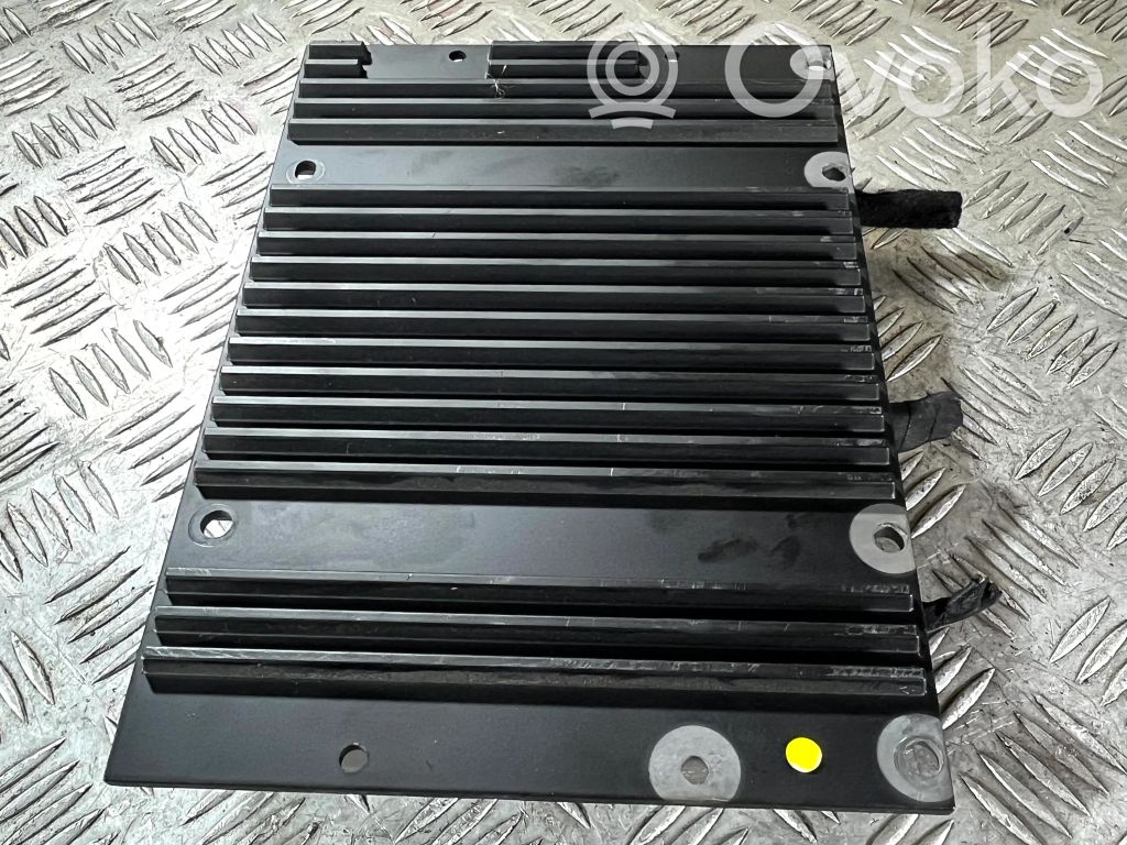 Volvo C70 Sound amplifier 