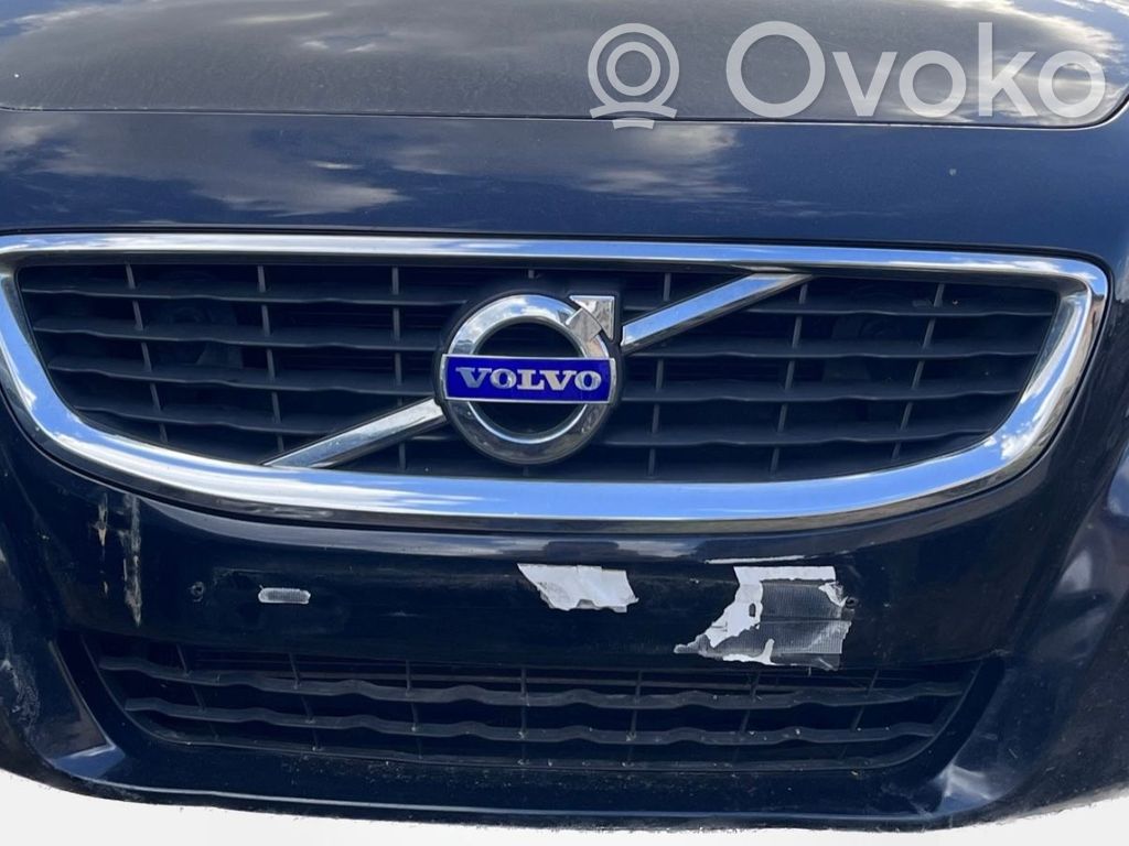 Volvo C70 Parachoques delantero 