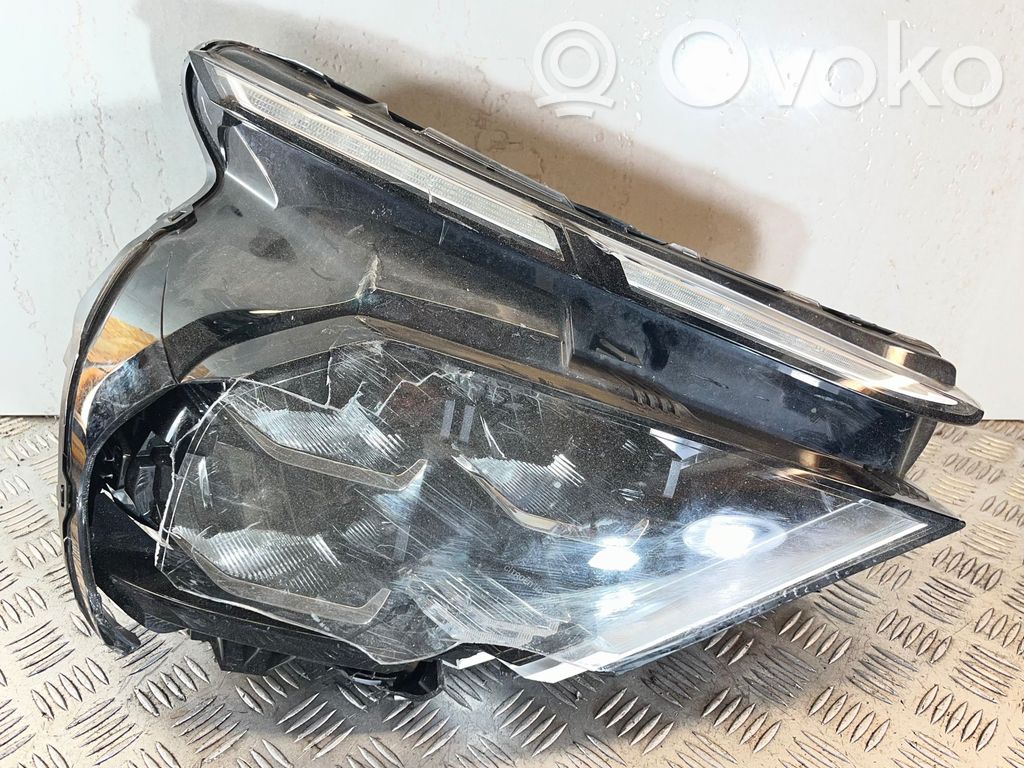 Citroen C4 III e-C4 Phare frontale 