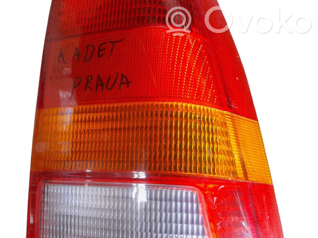 Opel Kadett E Galinis žibintas kėbule 