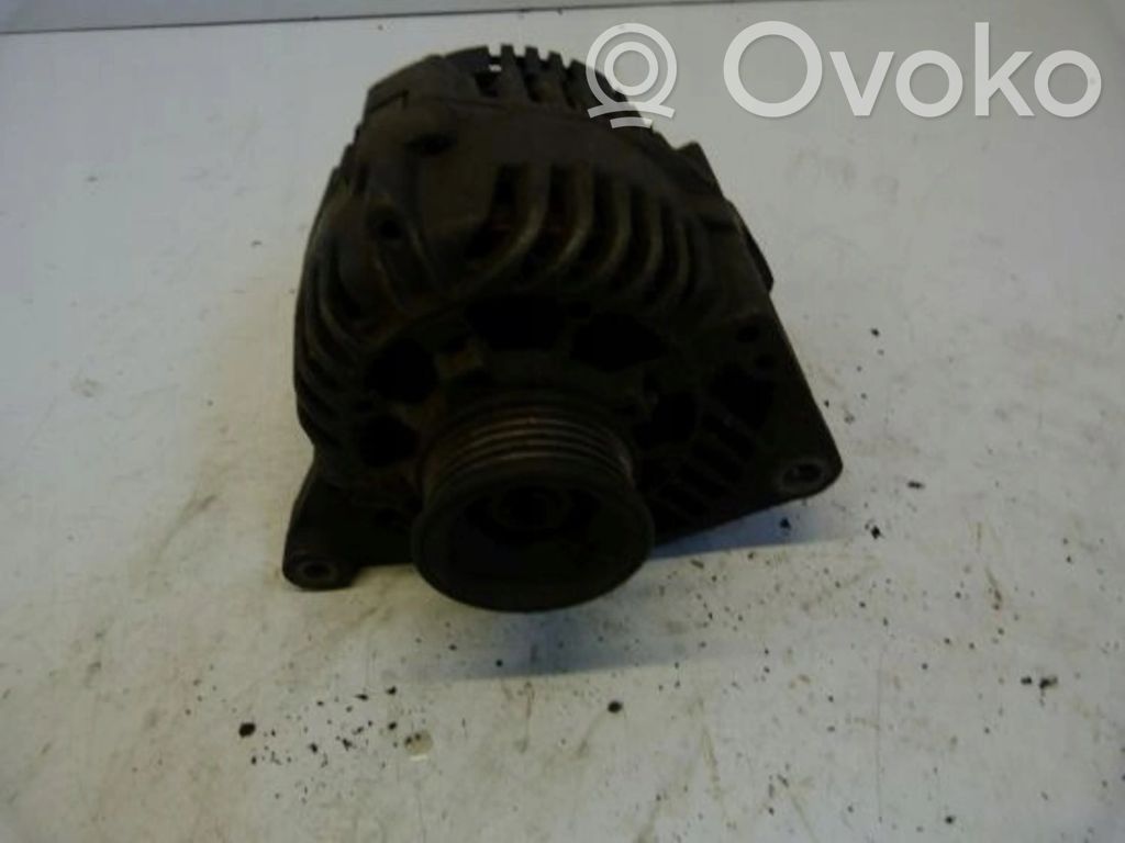 Volkswagen PASSAT B5 Ģenerators 
