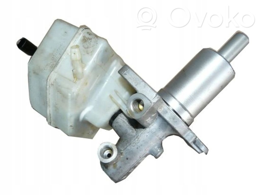 BMW X3 E83 Master brake cylinder 