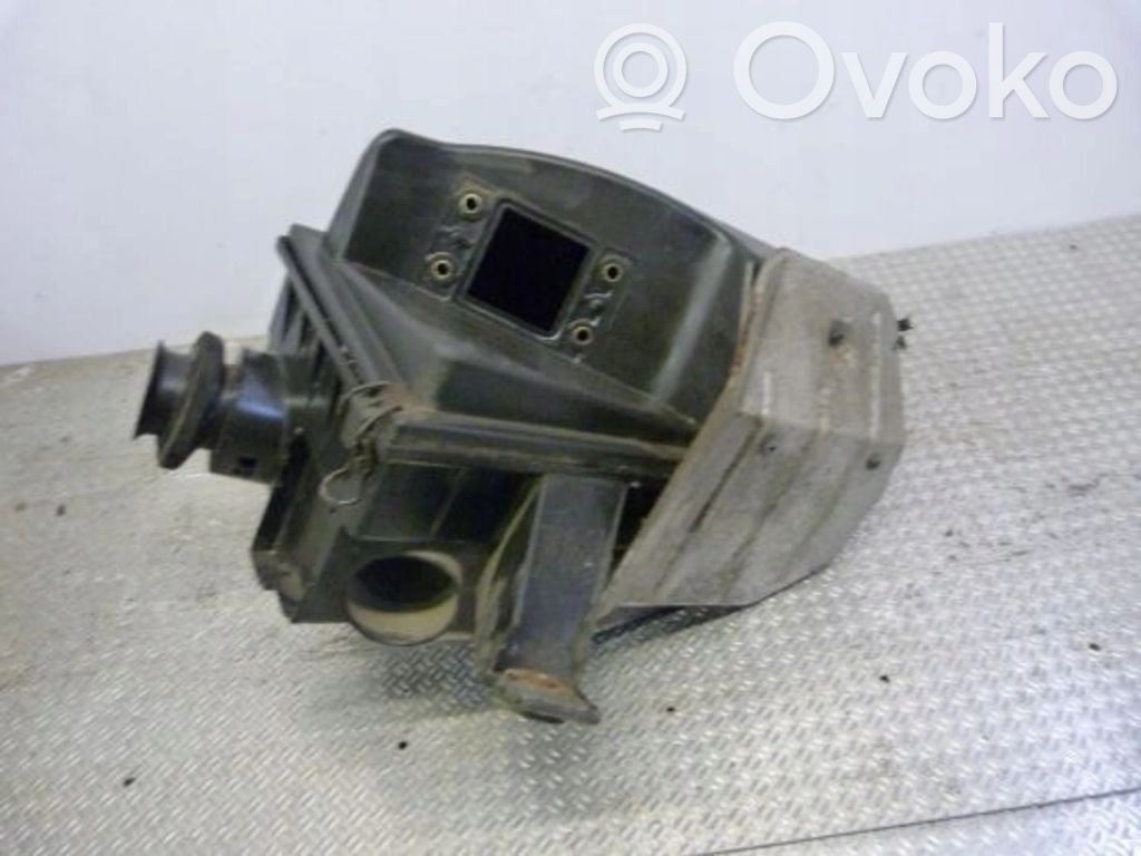 Audi 80 90 S2 B4 Air filter box 