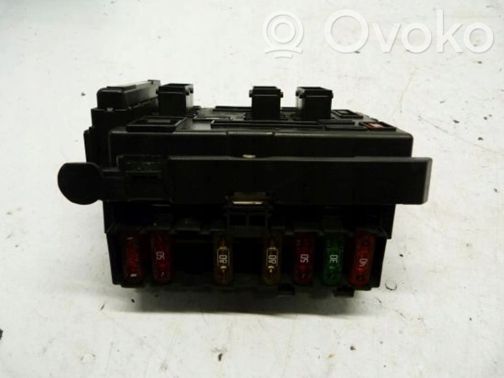 Citroen C5 Fuse module 