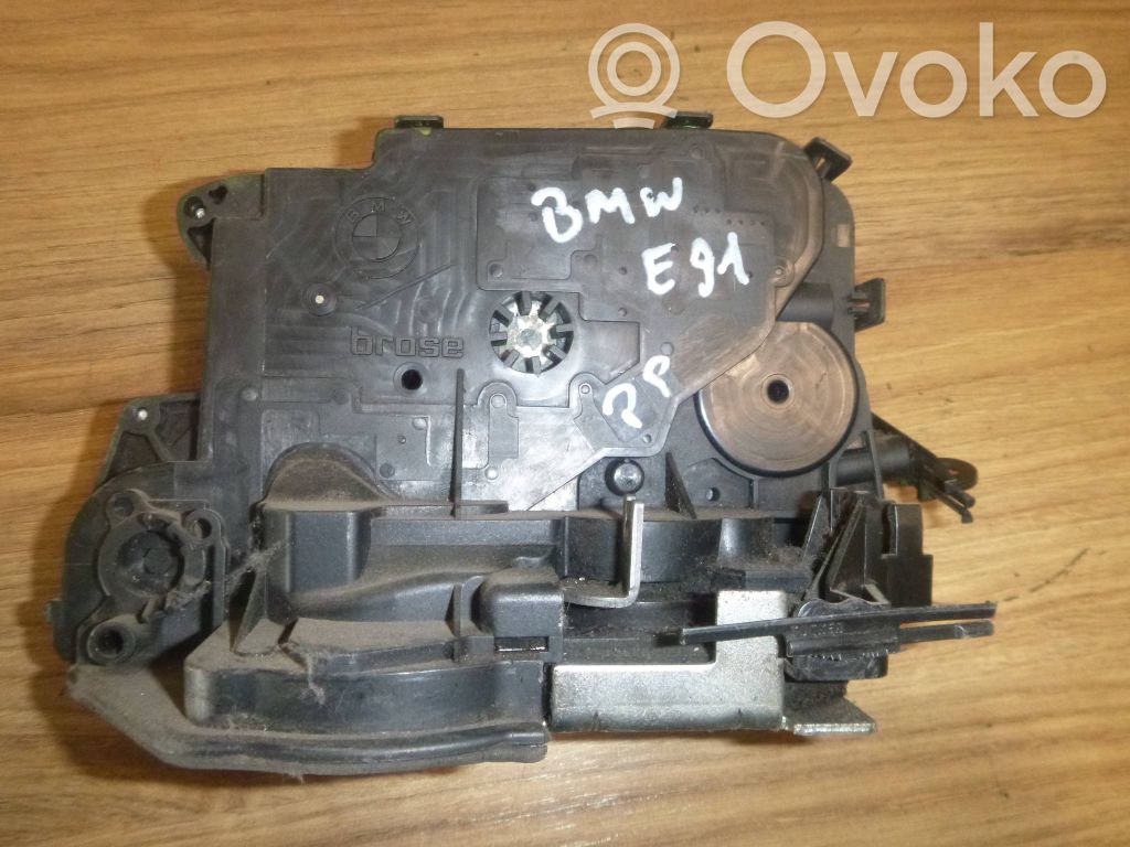 Front door lock   2C1779