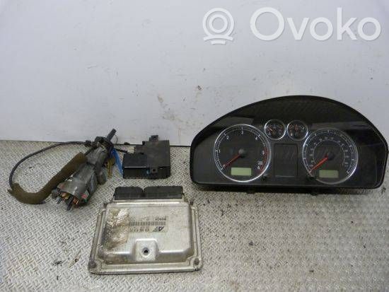 Engine control unit/module   038906019FC,28SA5308,0281010751