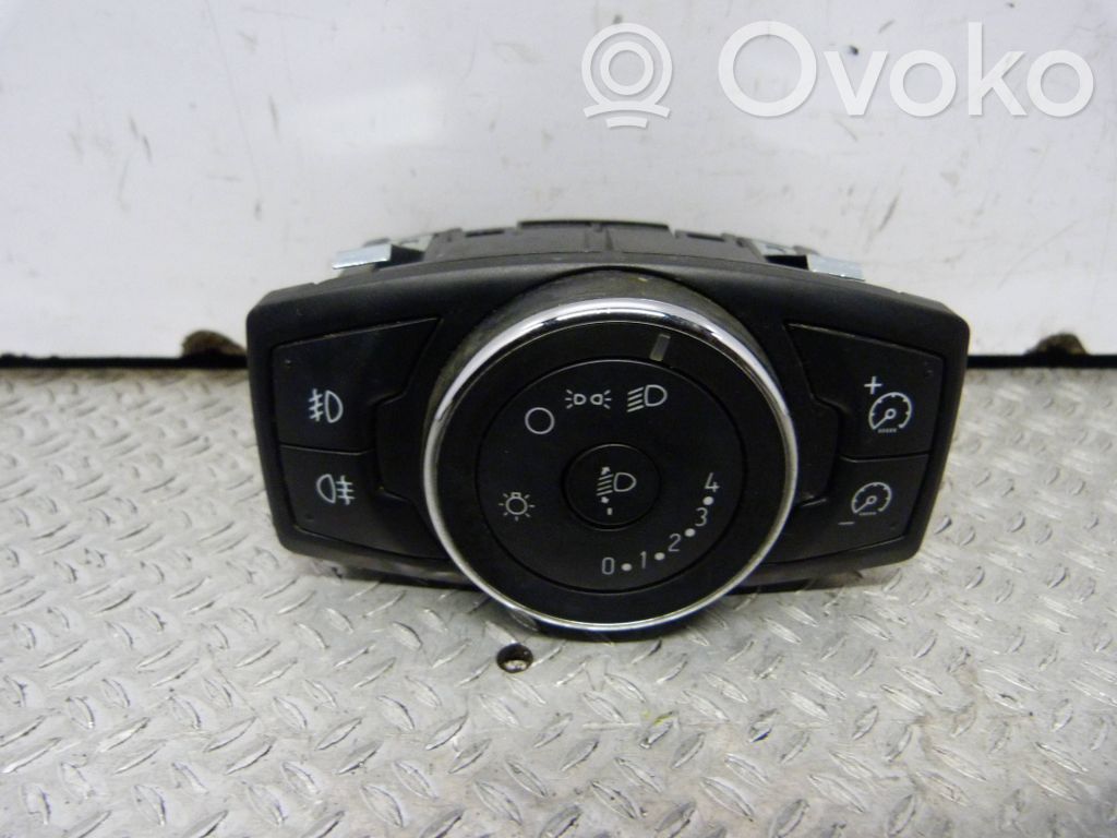 Ford Focus Light switch 