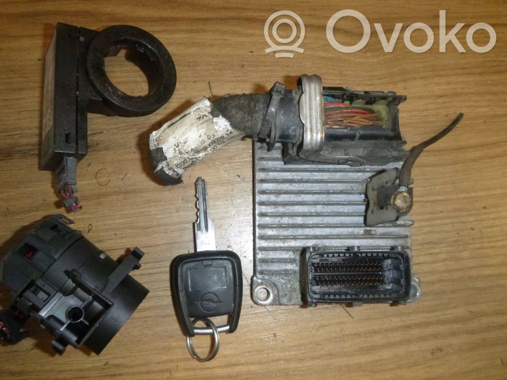 Opel Zafira A Engine control unit/module ECU 