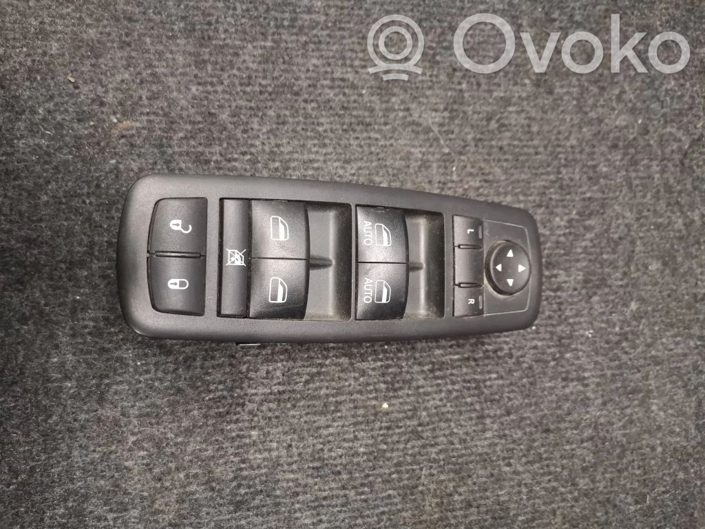 Electric window control switch   68234092AC,10115697
