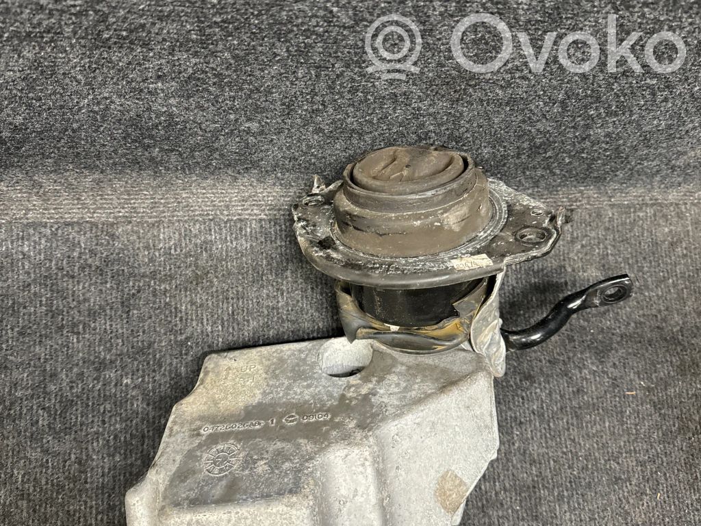 Dodge Charger Engine mounting bracket 