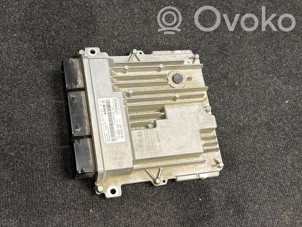 Ford Explorer VI Engine control unit/module 