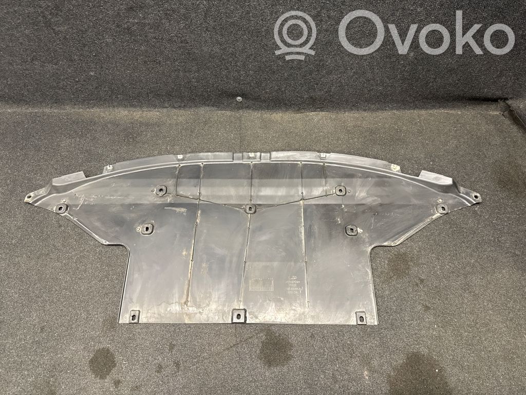 Ford Explorer VI Front bumper skid plate/under tray 