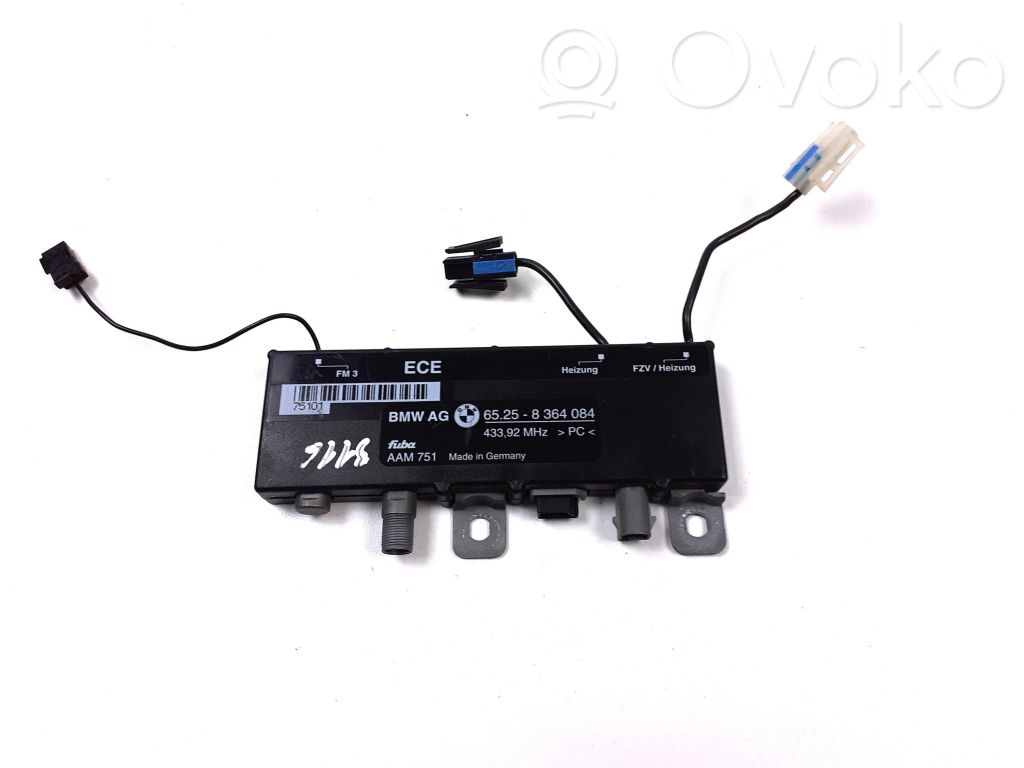 BMW 5 E39 Antenos stiprintuvas 