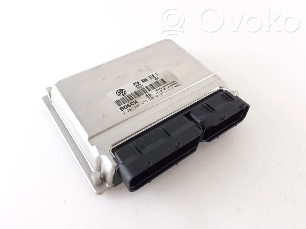 Volkswagen PASSAT B5 Engine control unit/module 