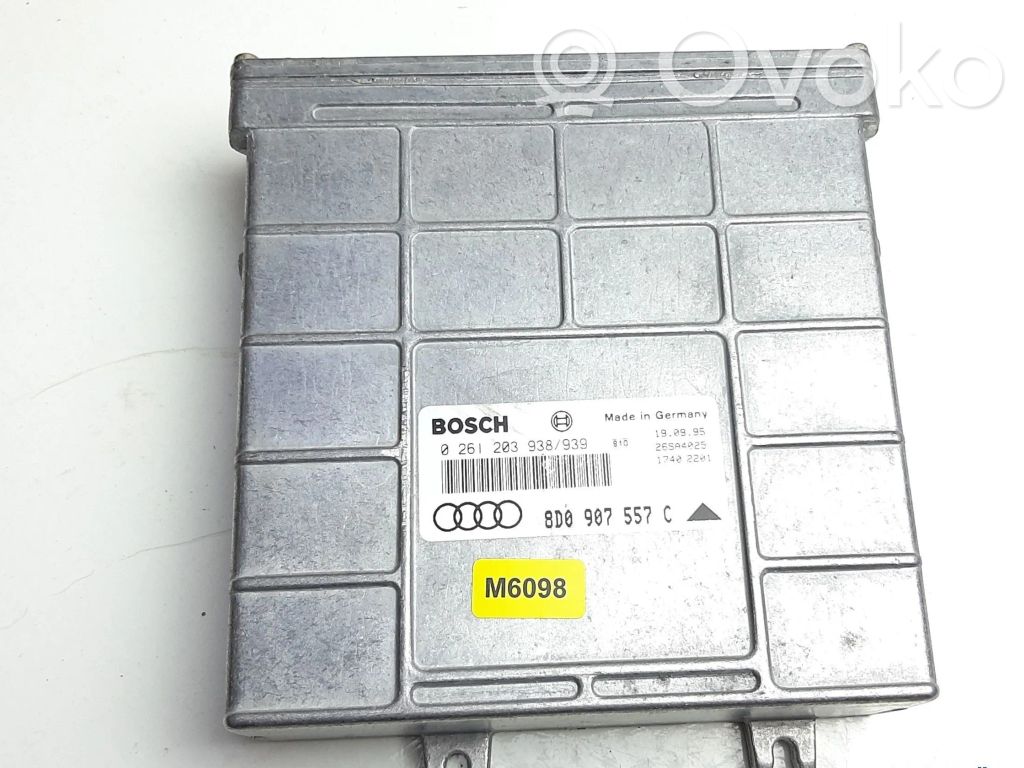 Engine control unit/module   8D0907557C,M6098