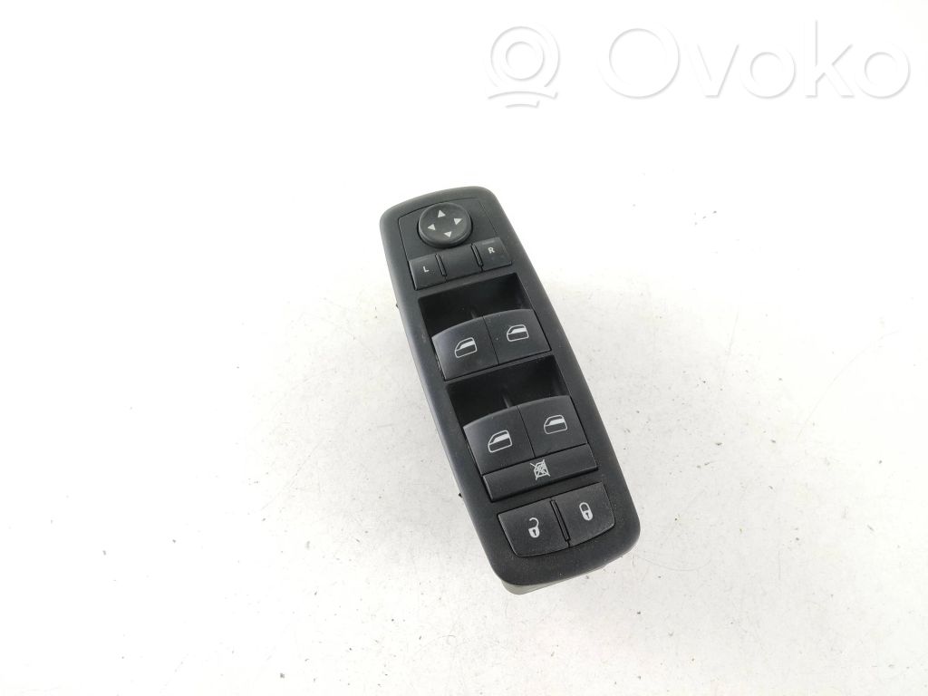 Dodge Nitro Electric window control switch 