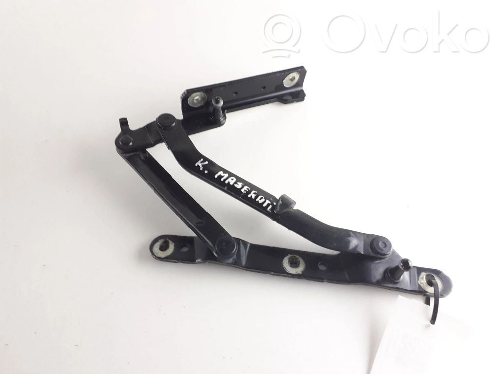 Maserati Quattroporte Tailgate/trunk/boot hinge 