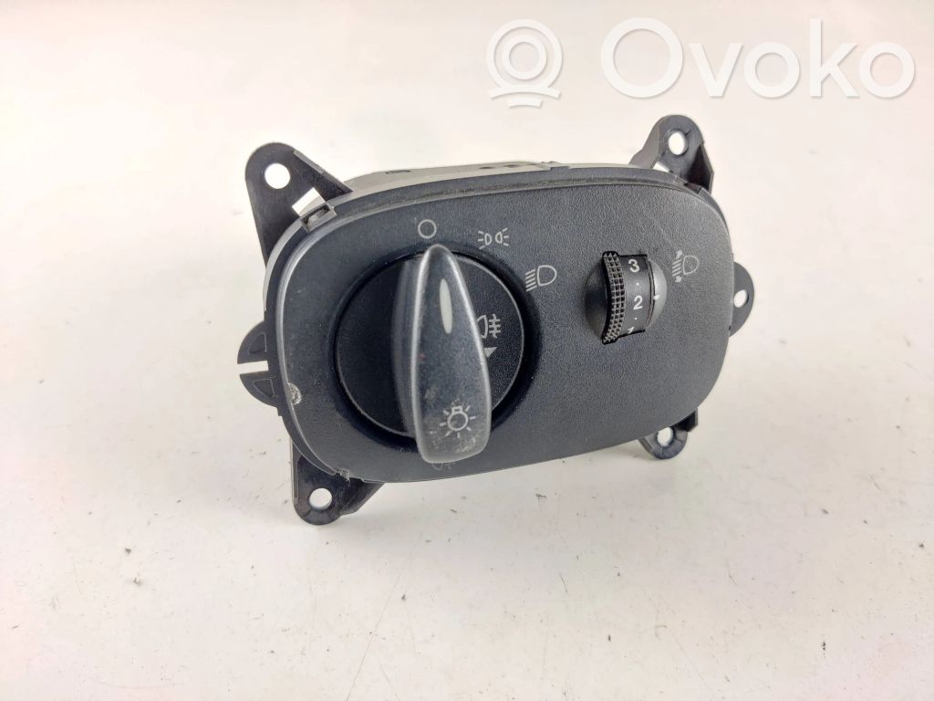 Interrupteur d’éclairage   YC1T13A024BB