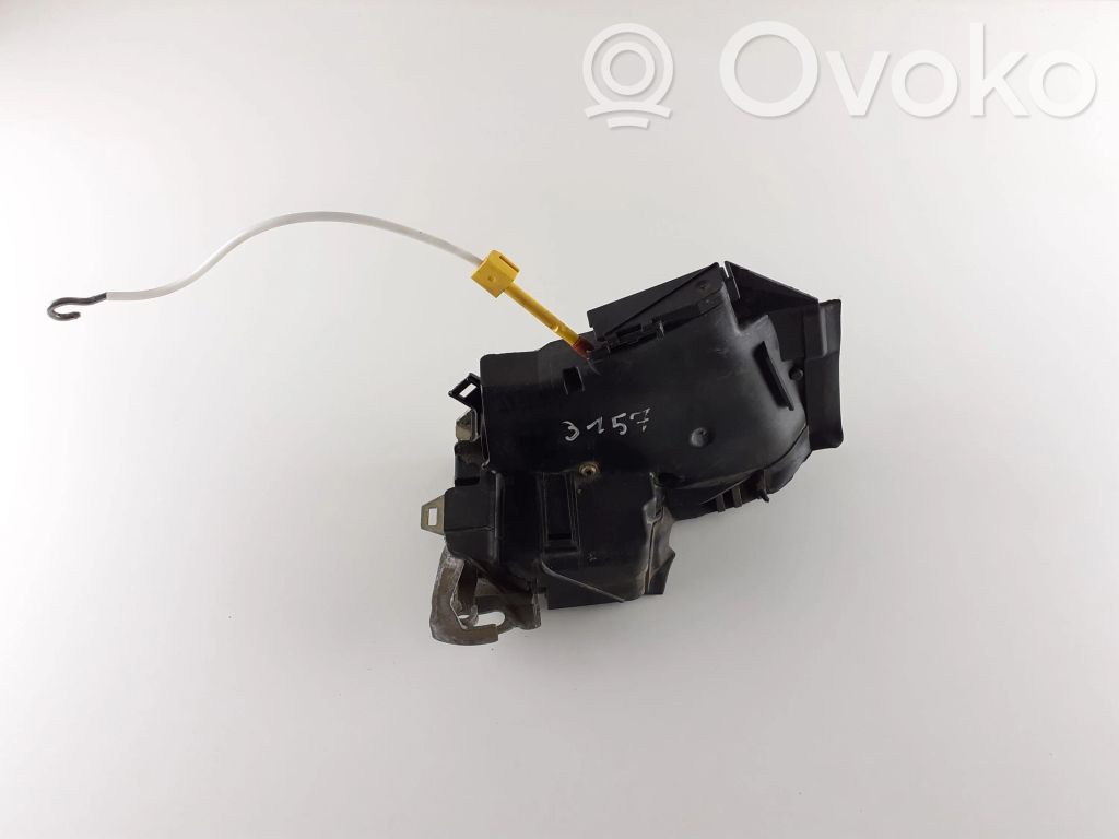 BMW 5 E39 Front door lock 