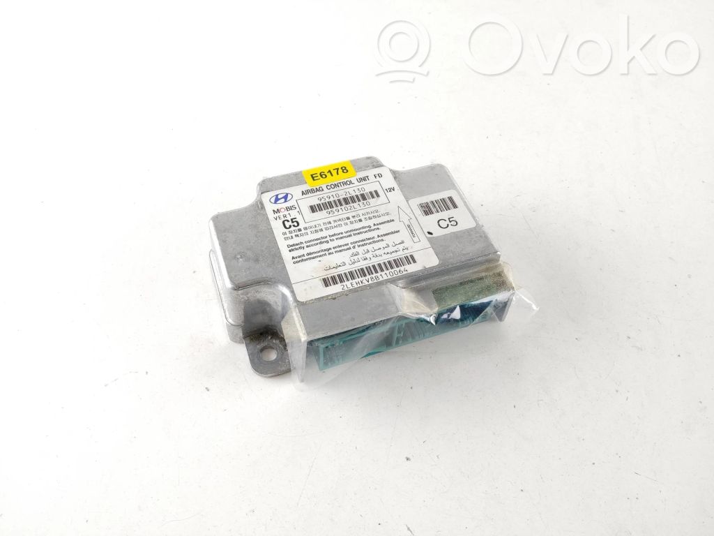 Hyundai i30 Airbag control unit/module 