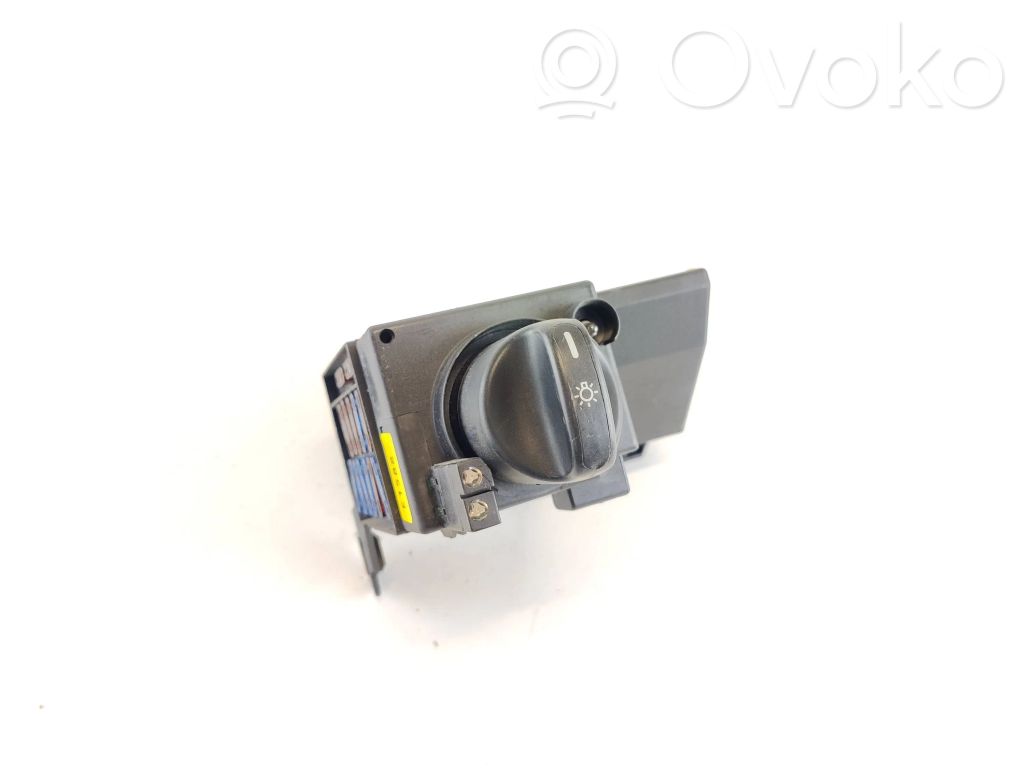 Mercedes-Benz E W210 Light switch 
