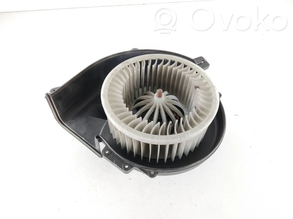 Skoda Fabia Mk2 (5J) Pečiuko ventiliatorius/ putikas 