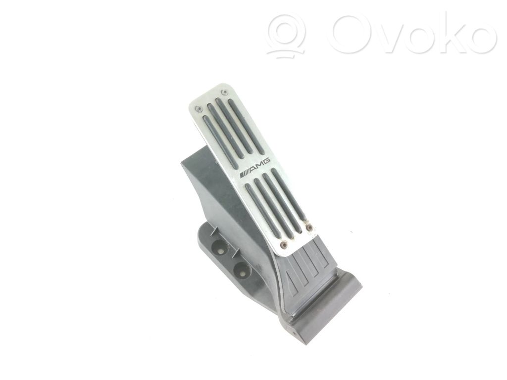Mercedes-Benz E W212 Accelerator throttle pedal 