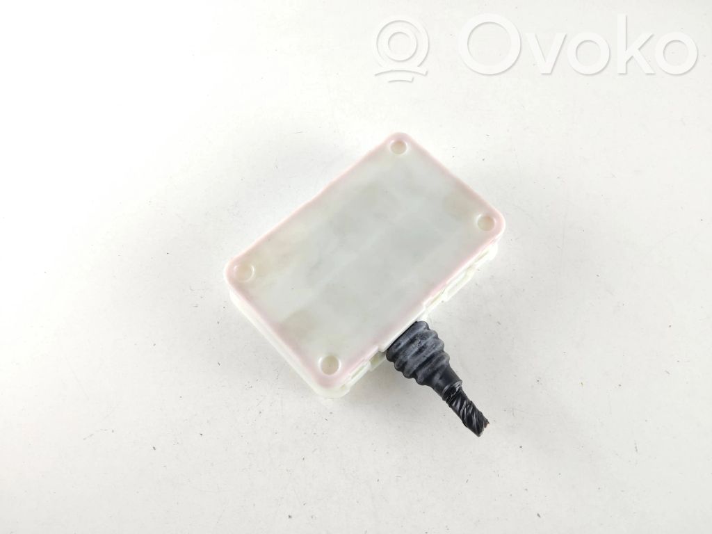 Amplificador de antena aérea   9123739,14404710