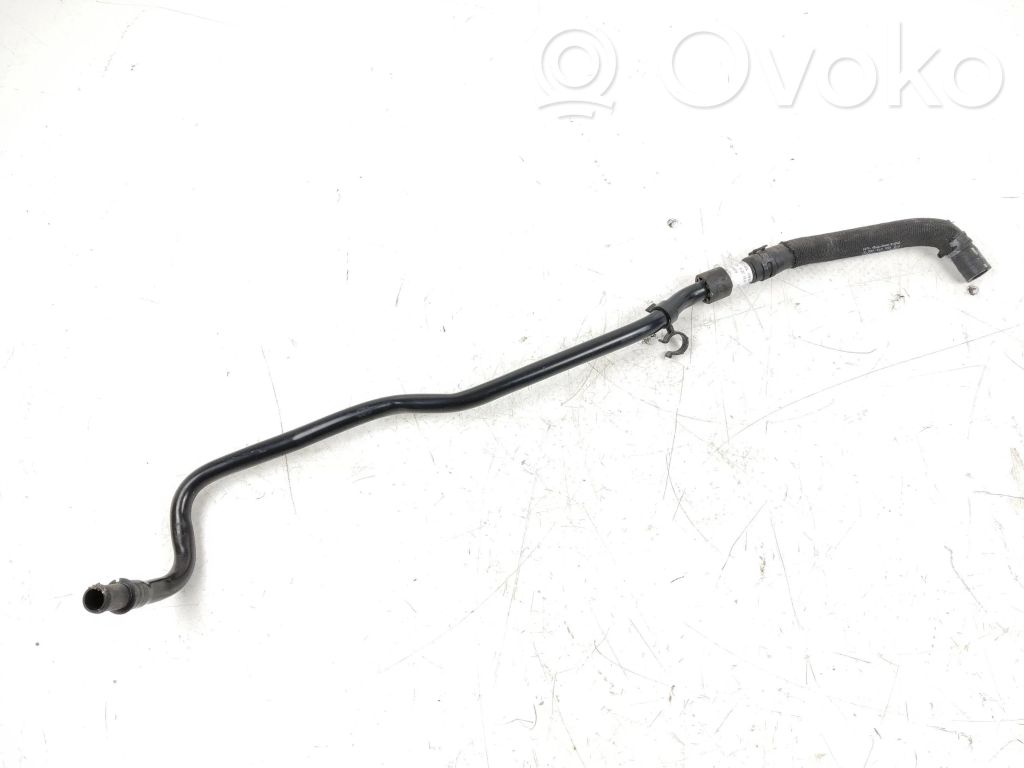 Audi e-tron Engine coolant pipe/hose 