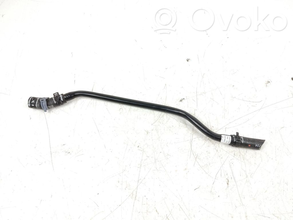 Audi e-tron Engine coolant pipe/hose 