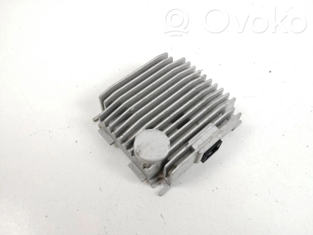 Porsche Cayenne (9Y0 9Y3) Wzmacniacz audio 