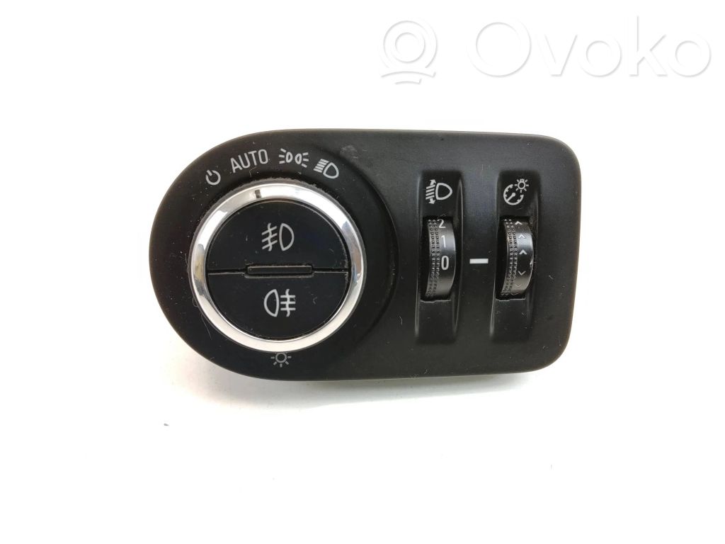 Opel Meriva B Przełącznik świateł 