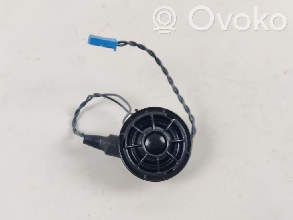 BMW iX High frequency speaker in the rear doors 