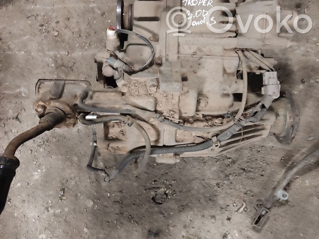 Gearbox transfer box case