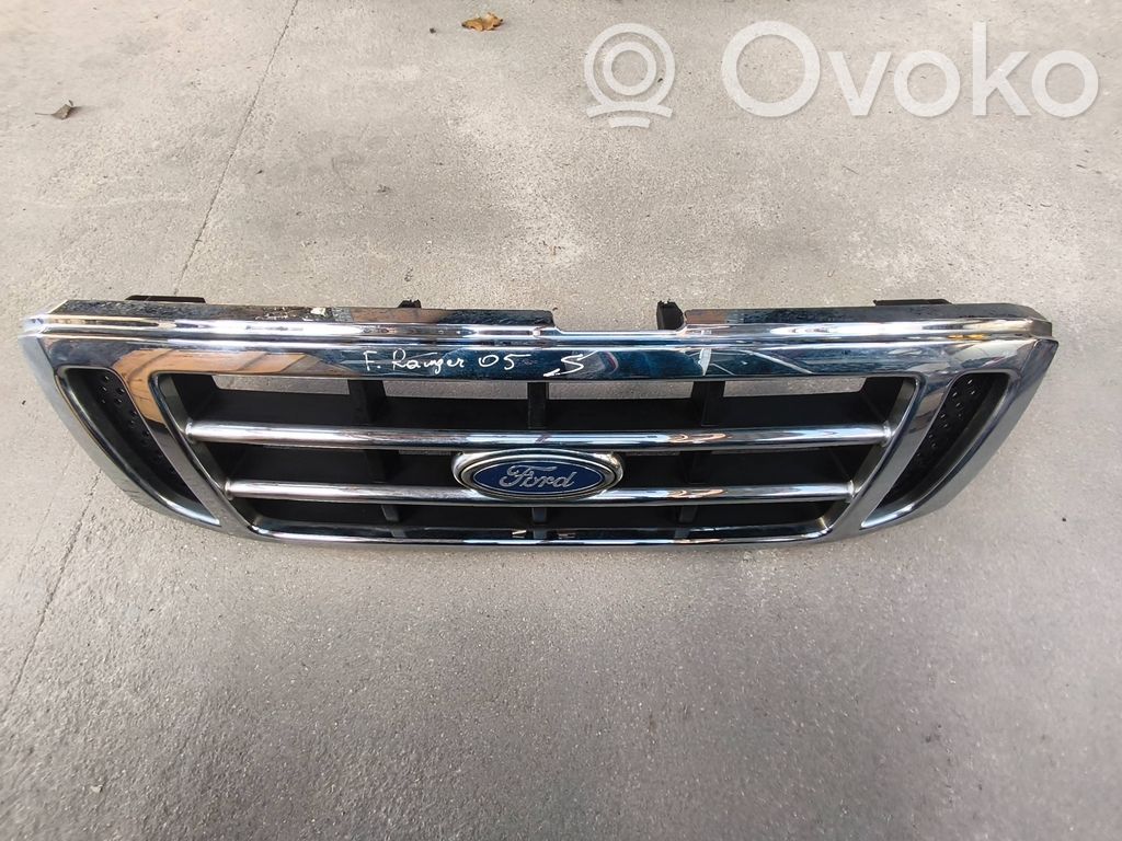 Ford Ranger Maskownica / Grill / Atrapa górna chłodnicy 
