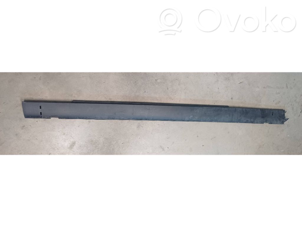Kynnys   68185193AG