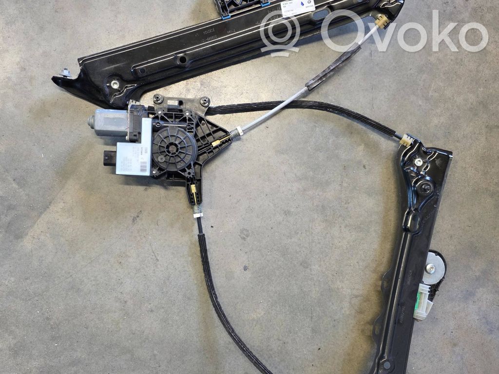 BMW 2 F44 Mechanizm podnoszenia szyby przedniej bez silnika 