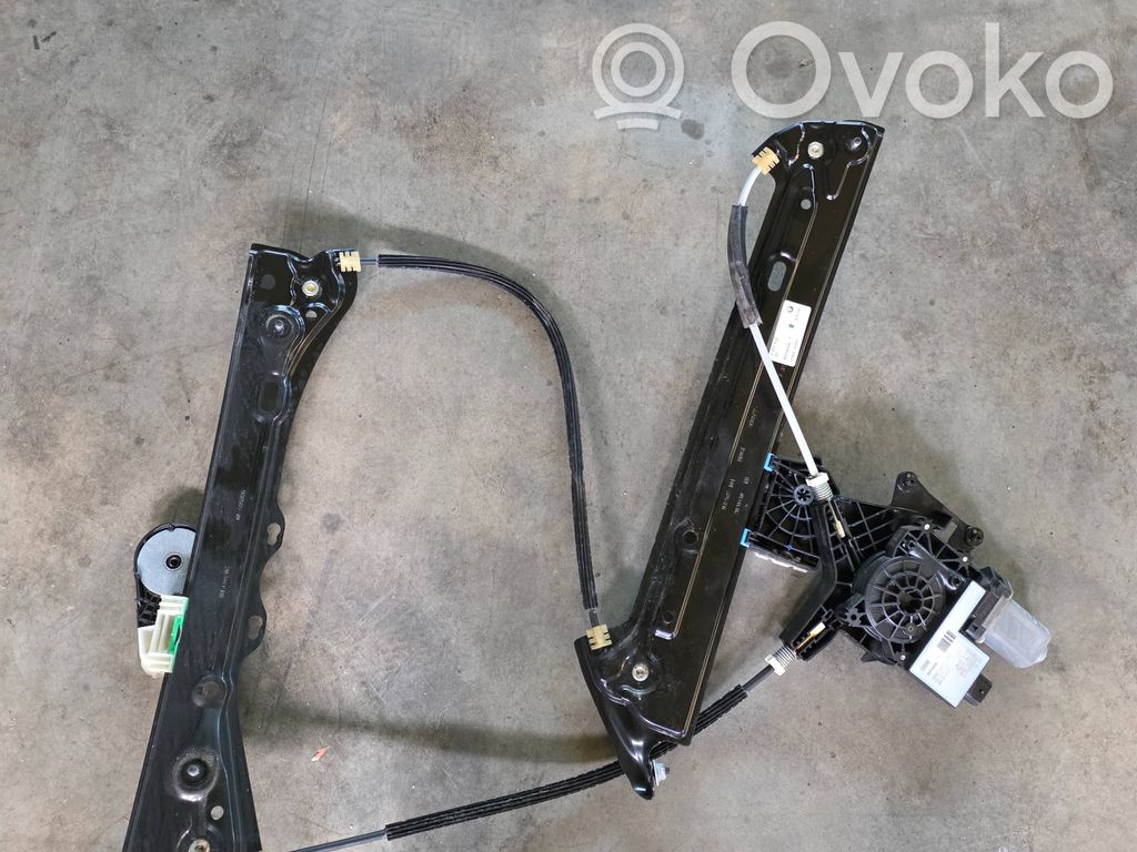 BMW 2 F44 Elektryczny podnośnik szyby drzwi przednich 