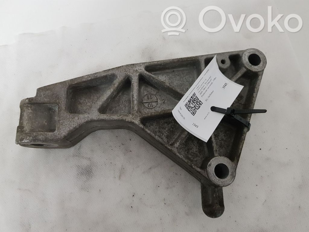 Engine mounting bracket   13174501